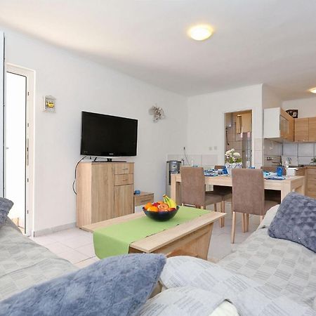 Apartments Marino Vir Esterno foto