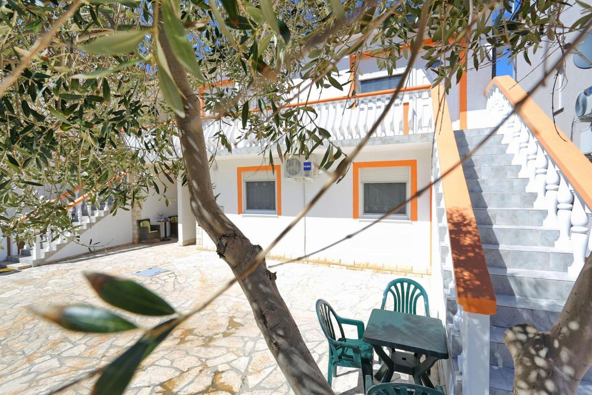 Apartments Marino Vir Esterno foto