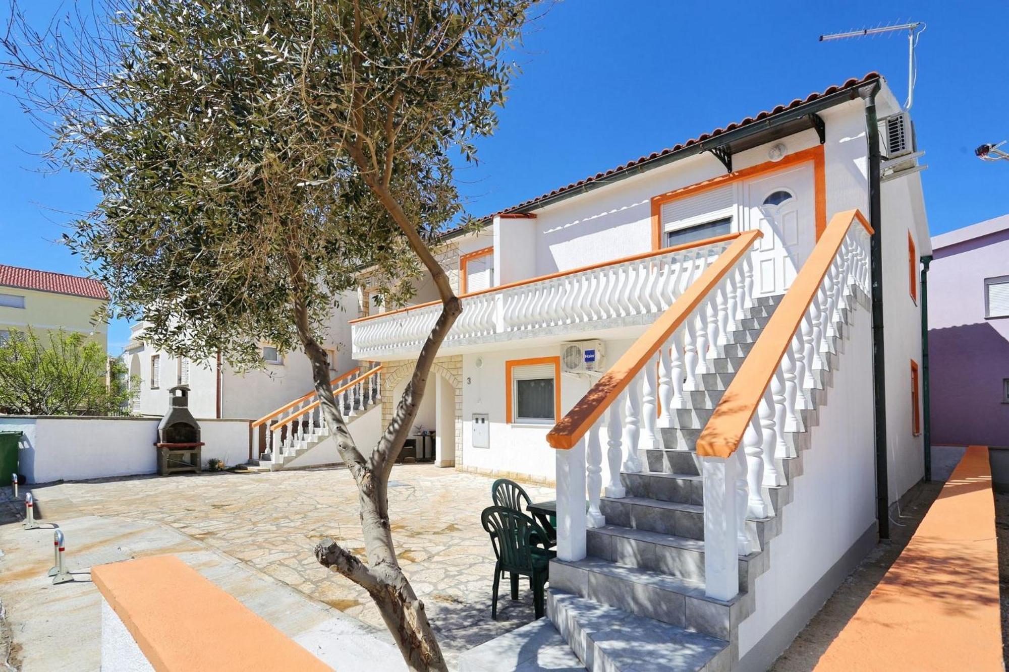 Apartments Marino Vir Esterno foto